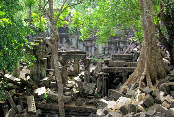 ベンメリア遺跡、南門付近から見渡す