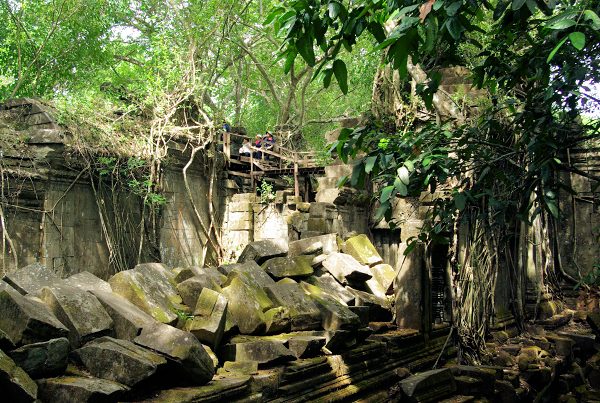 ベンメリア遺跡はまさにアンコール時代の遺跡です