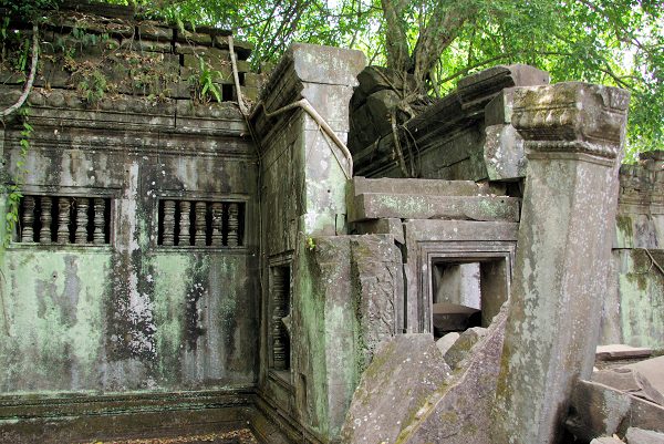 ベンメリア遺跡、廃墟のようなアンコール遺跡