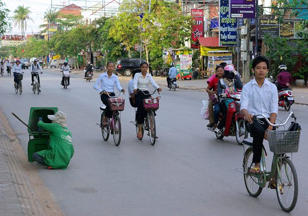 シェムリアップの道路