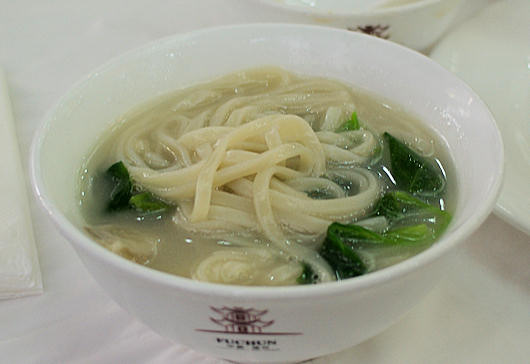 揚州・富春茶社の麺