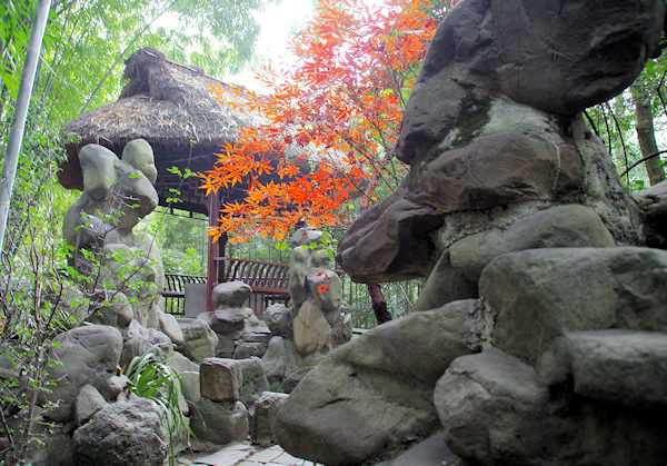 築山（成都の杜甫草堂）