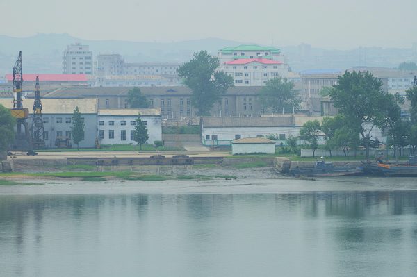 中朝国境の町、丹東から見る北朝鮮