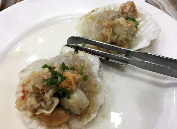 椿記焼鵞で食べたホタテと春雨のニンニク蒸