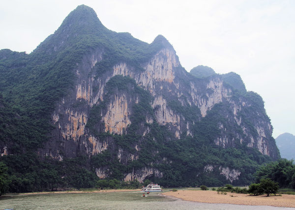 桂林・九馬画山