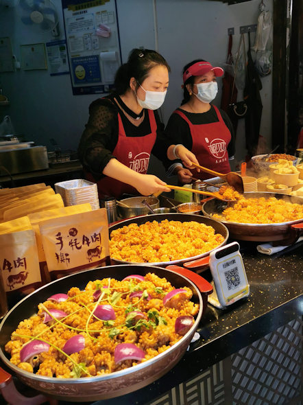 深圳の観光地、甘坑古鎮の小吃街