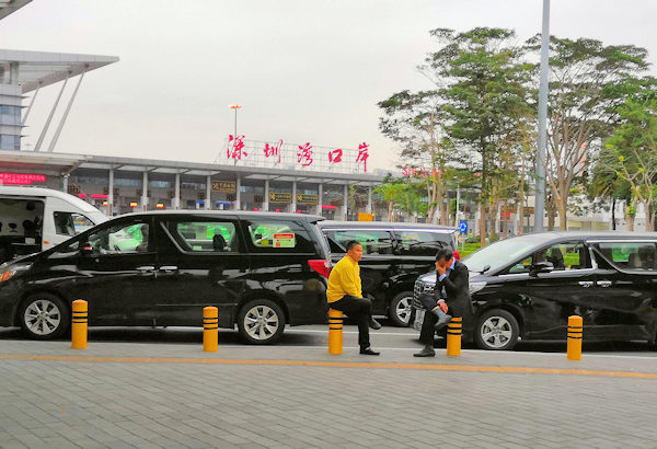 深圳湾からスカイリモで香港空港へ