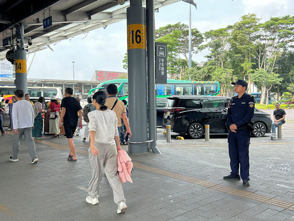 深圳湾口岸　深圳側（スカイリモ乗り場）