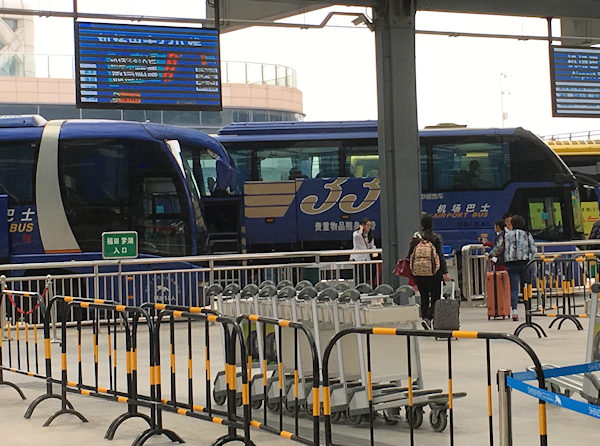 深圳空港の330エアポートバス
