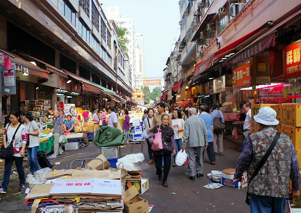 香港・元朗の朝のマーケット