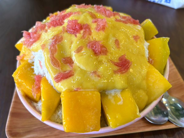 楊枝甘露ミルクかき氷