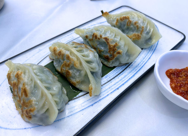 深圳の飲茶ー焼きニラ餃子