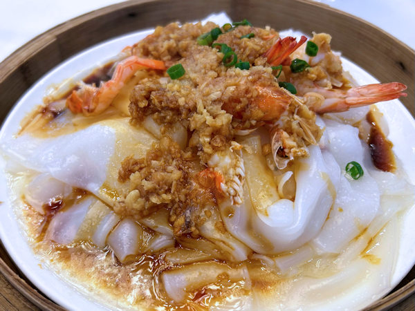 深圳の飲茶ーエビ入り陳村粉