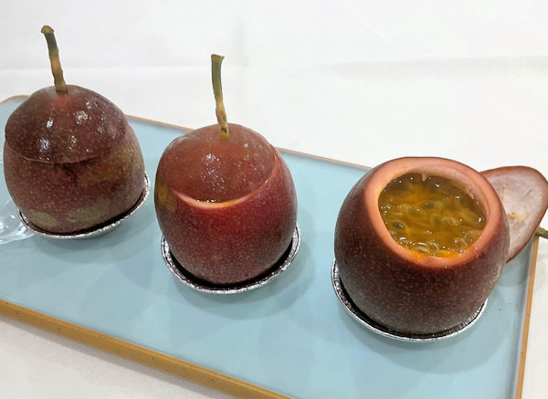 パッションフルーツのデザート(深圳)