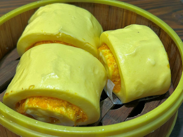 豊圓軒のニンジン饅頭（甘筍饅頭）