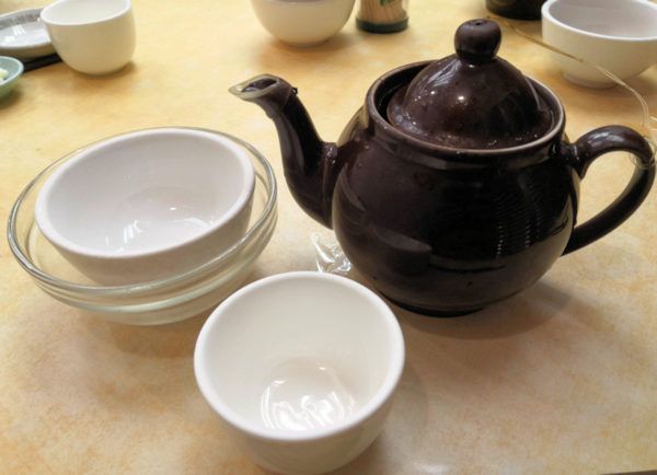 ワゴン式飲茶の海連茶楼－食器（香港）