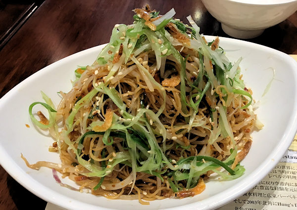 招牌撈麺もおすすめ（香港、阿鴻小吃観塘本店）