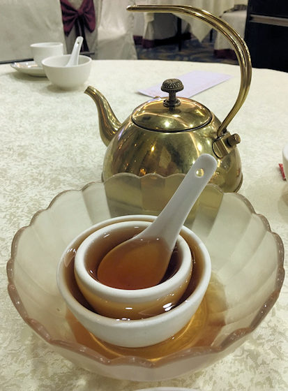 香港の飲茶（洗杯）