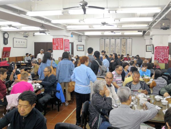 香港の蓮香茶室（旧蓮香楼）店内