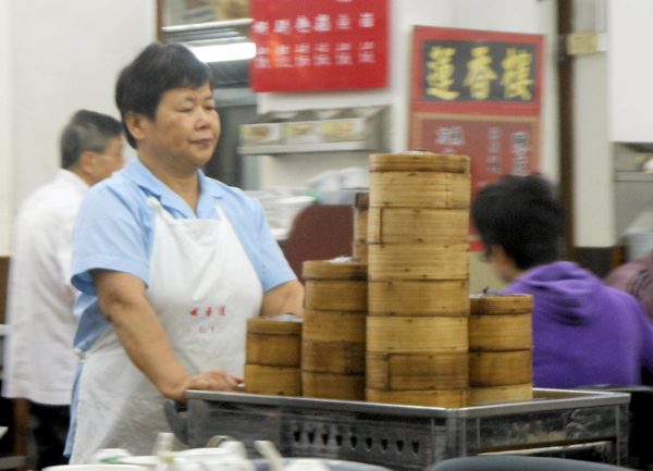 香港蓮香楼の飲茶はワゴン式