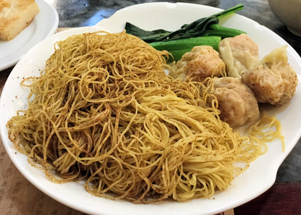 蝦子撈麺とエビ雲呑のセット（香港）