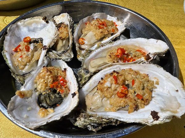 台山焼き牡蠣（広東省江門市）