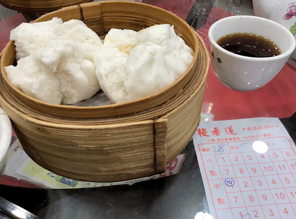 チャーシュー饅頭はおすすめ（香港・蓮香桟）