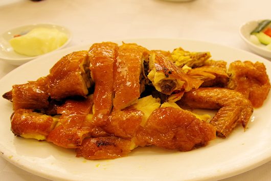 鳳城酒家の脆皮炸子鶏(鶏のパリパリロースト)