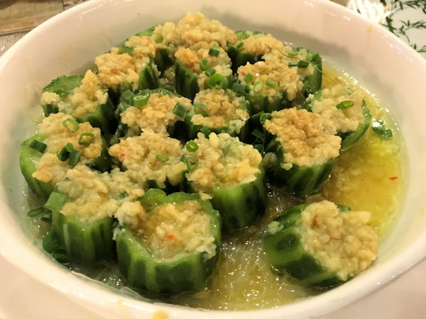 深圳の市場で海鮮料理