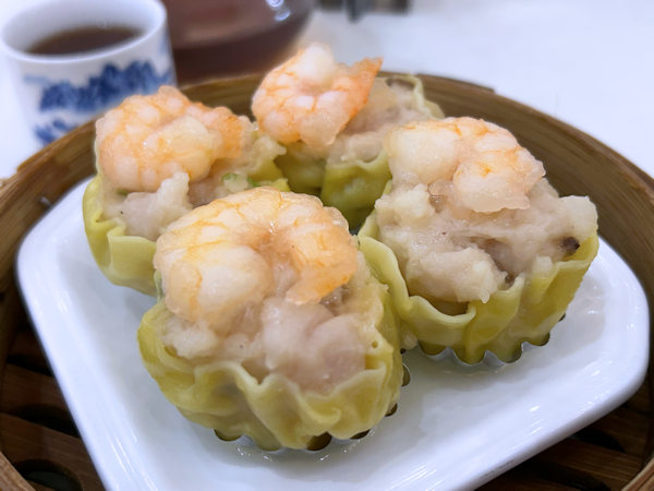 順徳・堅記酒家のエビ焼売