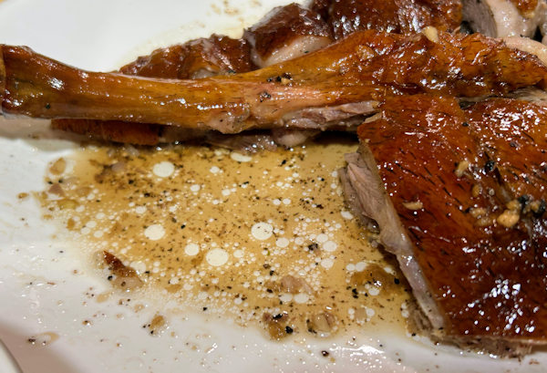 明信焼鵝飯店のガチョウ・ロースト（東莞松山湖）