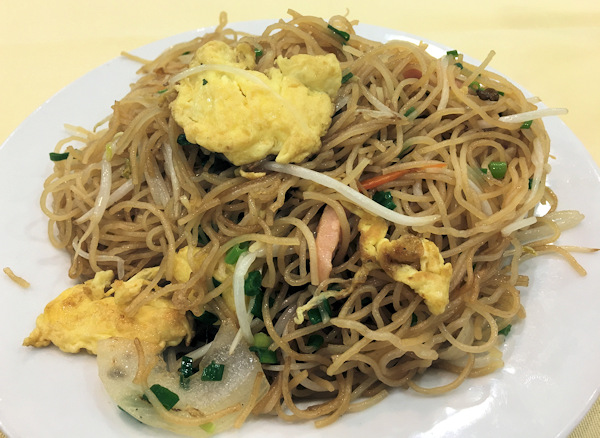 焼ビーフン（ワゴン式飲茶の華洋酒楼）