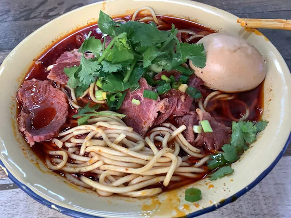 陳家襄陽牛雑麺蛇口店の襄陽牛肉麺