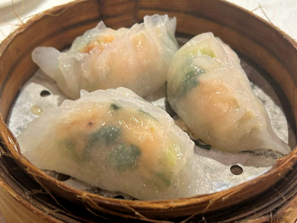 香港元朗・大栄華酒楼のエビニラ餃子
