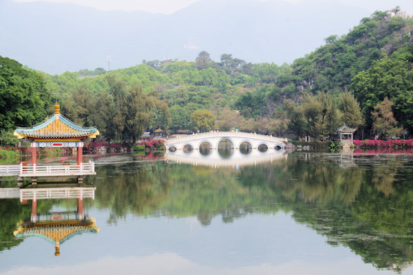 肇慶星湖の七星橋