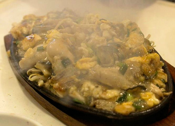 タイ料理のオースワン(牡蠣の玉子焼き)