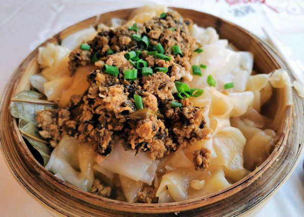 順徳で食べた本場の陳村粉（鳳城酒家）